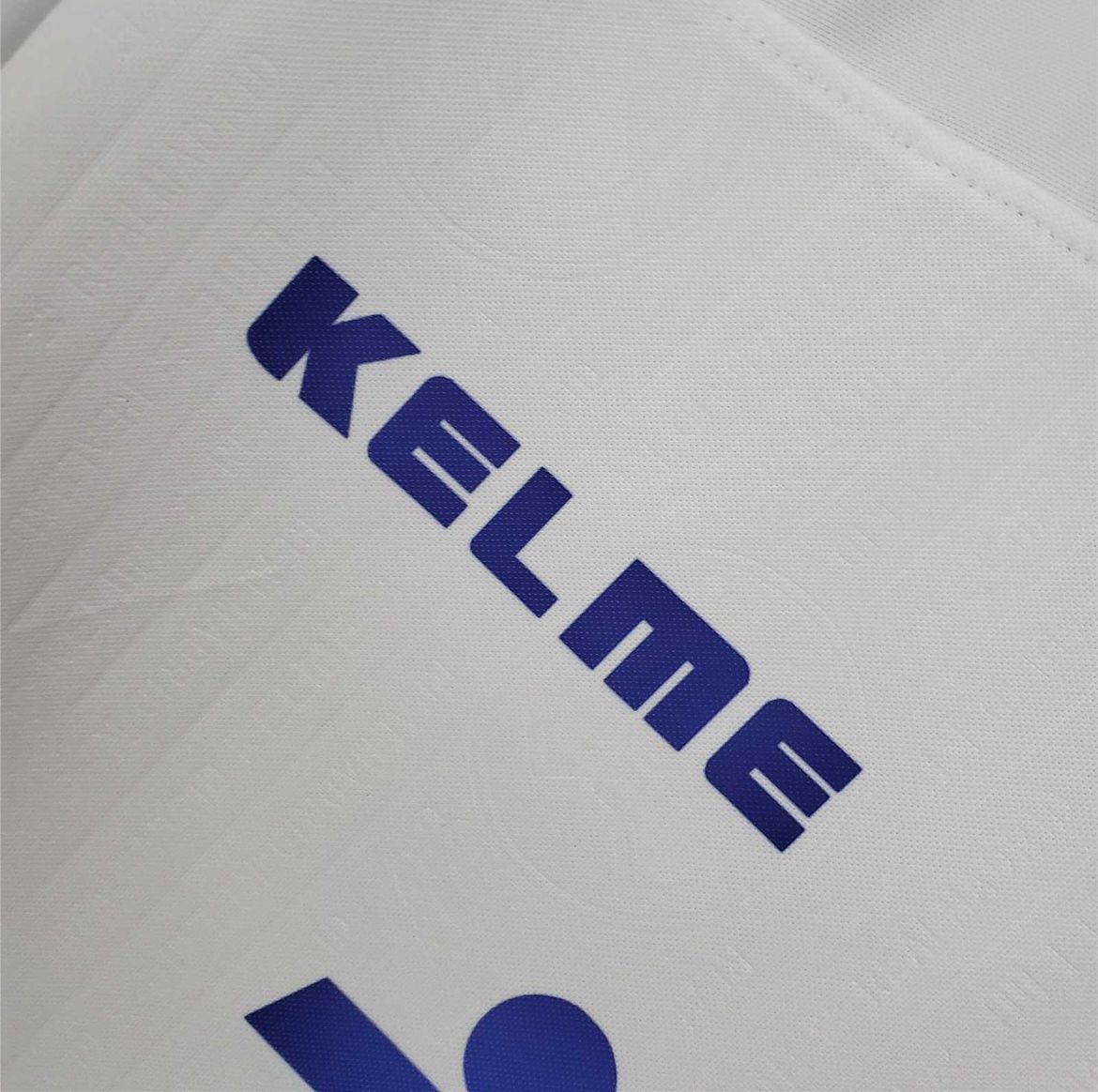 1996/97 Real Madrid Home Retro
Jersey