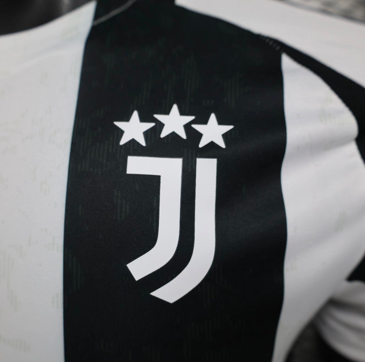 Juventus Home Jersey 2024/25