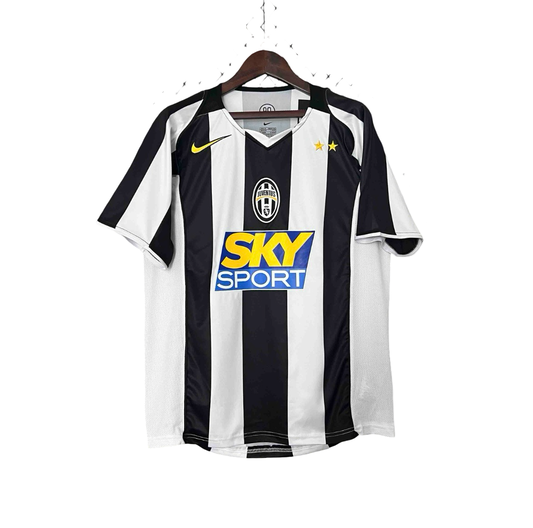 04-05 Juventus Home Retro Kit
